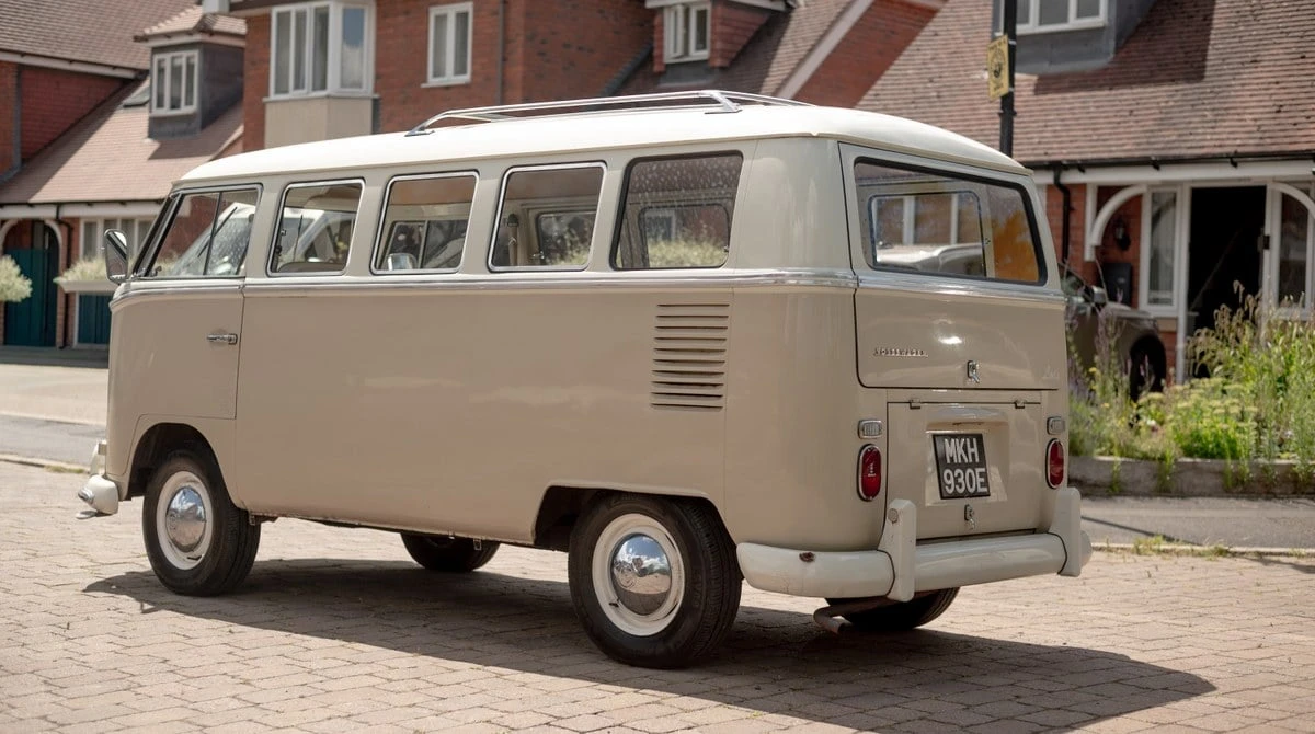 1967 Volkswagen Split-Window Bus - Image 11 of 31