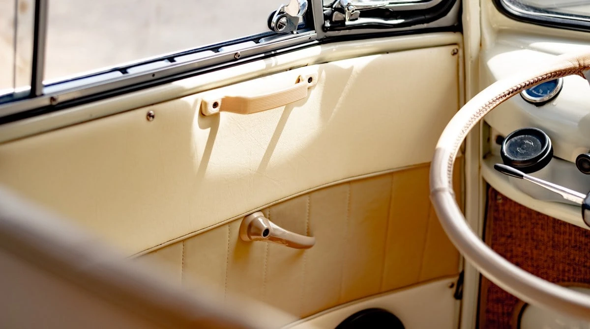 1967 Volkswagen Split-Window Bus - Image 29 of 31