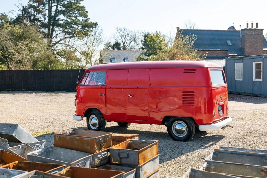 1967 Volkswagen Split-Window Bus - Image 4 of 30