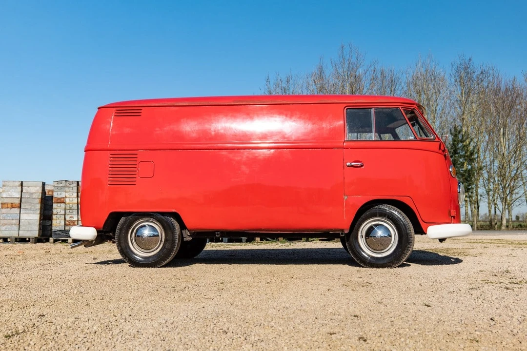 1967 Volkswagen Split-Window Bus - Image 12 of 30