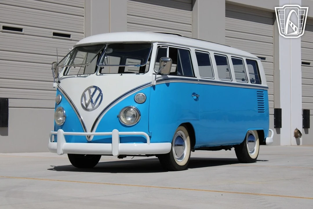1967 Volkswagen Split-Window Bus - Image 7 of 12