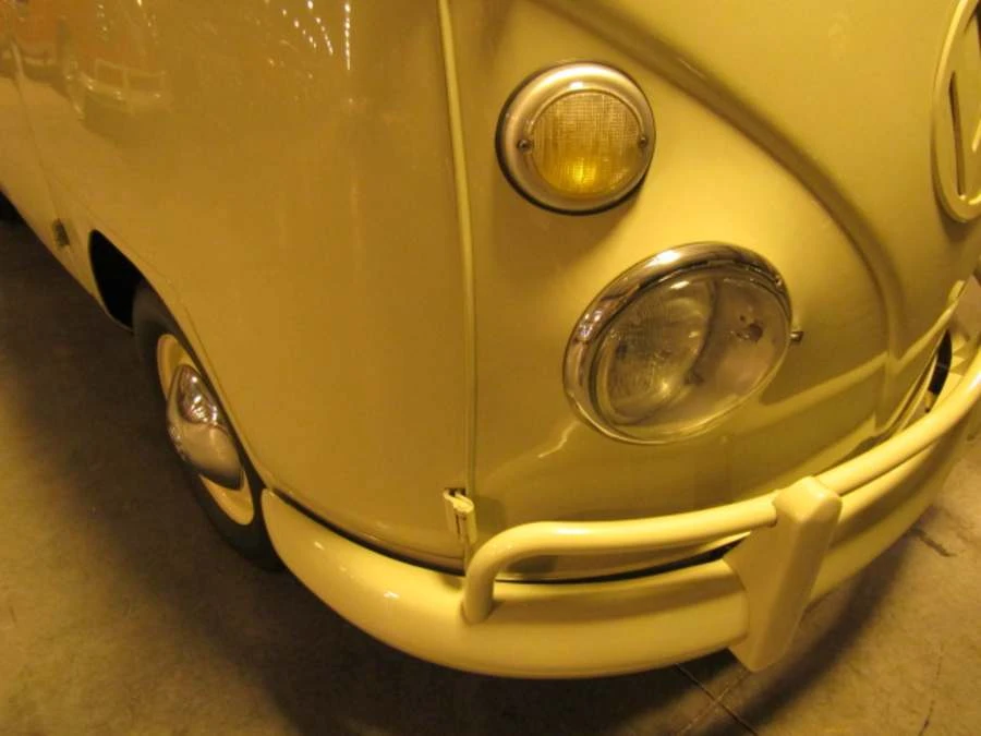 1967 Volkswagen Split-Window Bus - Image 19 of 31