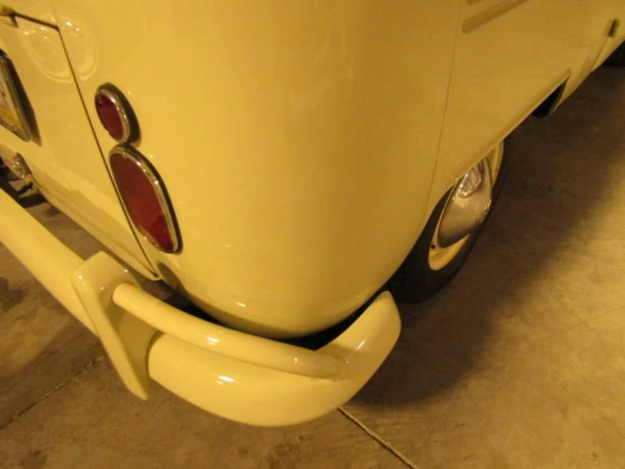 1967 Volkswagen Split-Window Bus - Image 20 of 31