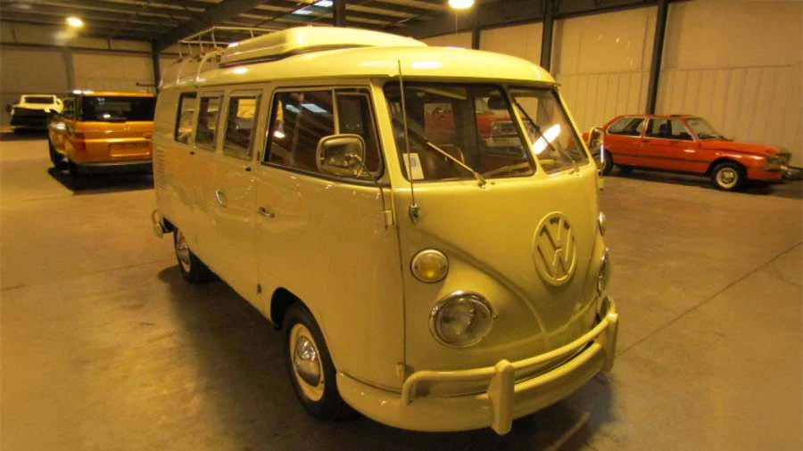 1967 Volkswagen Split-Window Bus - Image 6 of 31