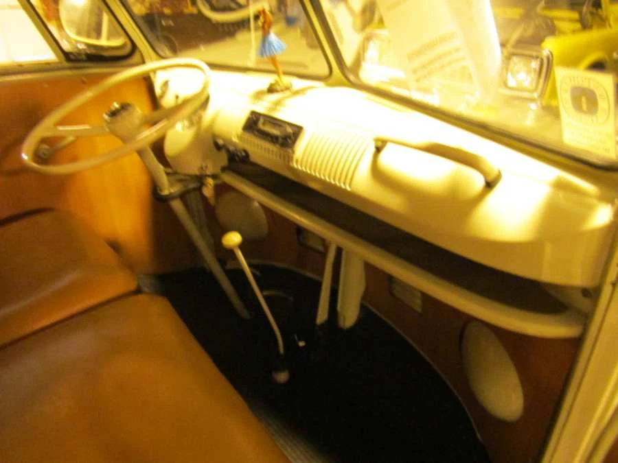 1967 Volkswagen Split-Window Bus - Image 30 of 31