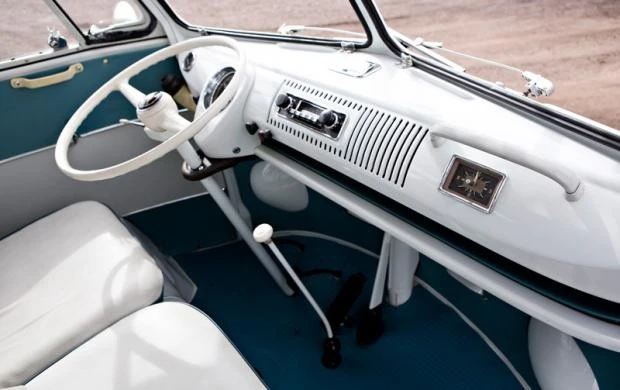 1967 Volkswagen Split-Window Bus - Image 6 of 13