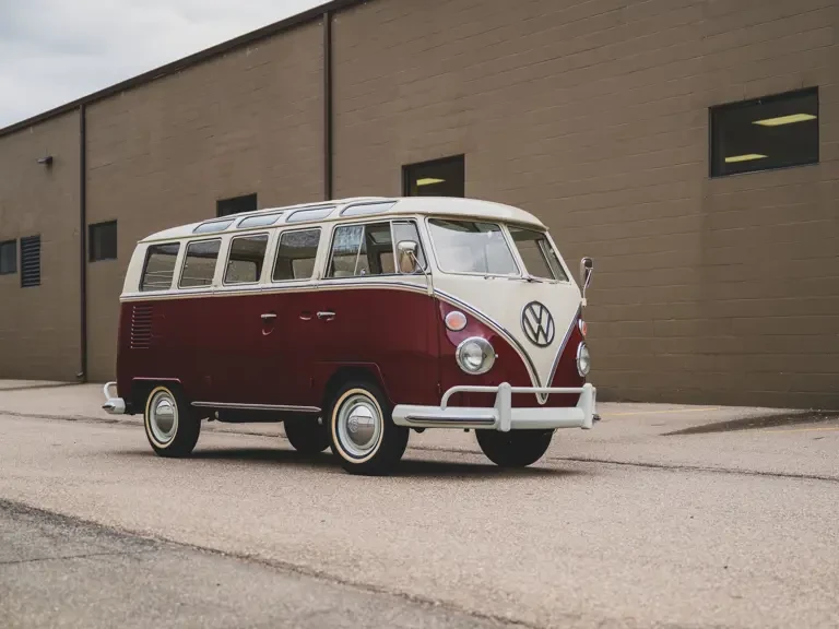 1967 Volkswagen Split-Window Bus - Image 2 of 31
