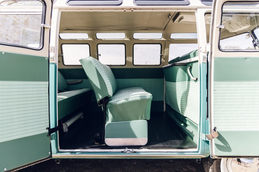 1967 Volkswagen Split-Window Bus - Image 5 of 8