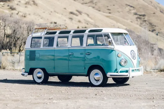 1967 Volkswagen Type 2 21-Window Deluxe