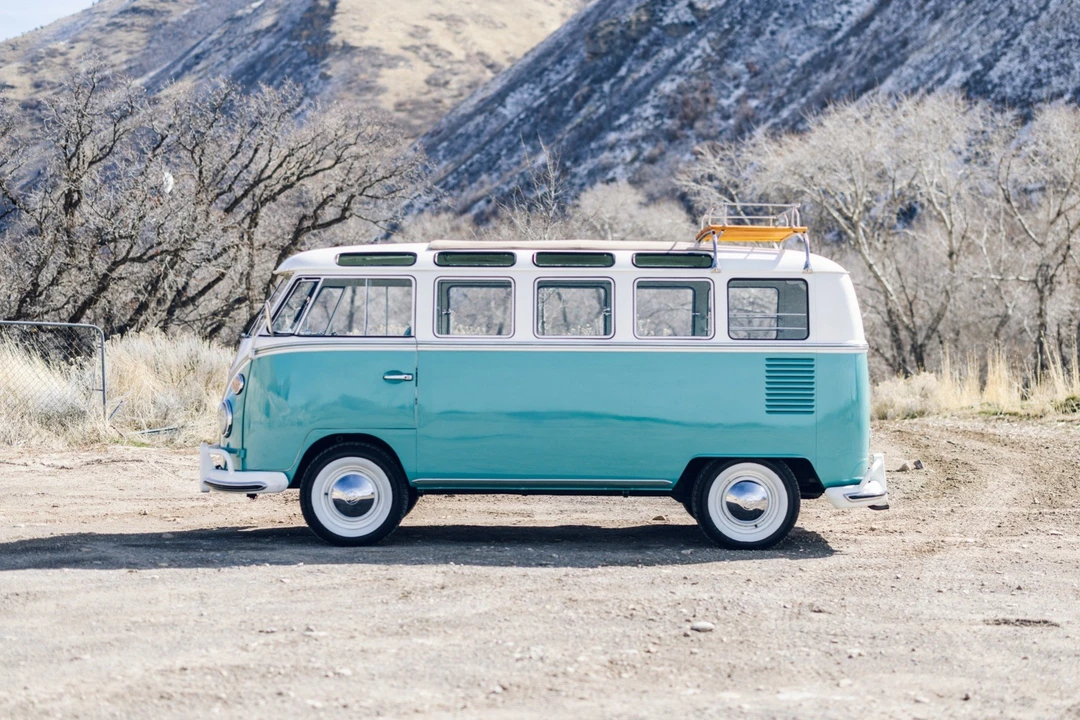 1967 Volkswagen Split-Window Bus - Image 3 of 8