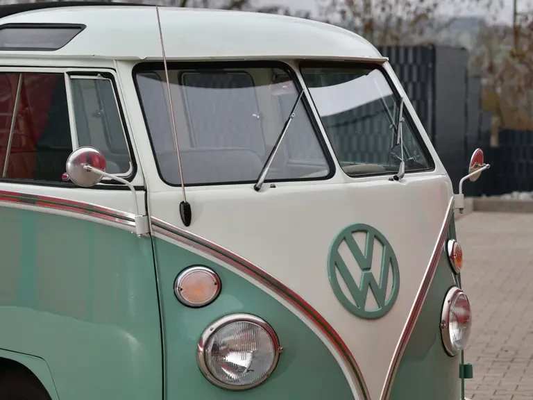 1967 Volkswagen Split-Window Bus - Image 31 of 31
