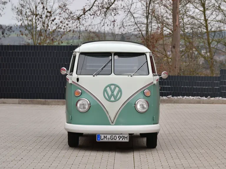 1967 Volkswagen Split-Window Bus - Image 9 of 31