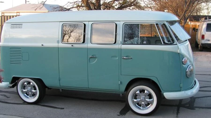 1967 Volkswagen Split-Window Bus - Image 10 of 12