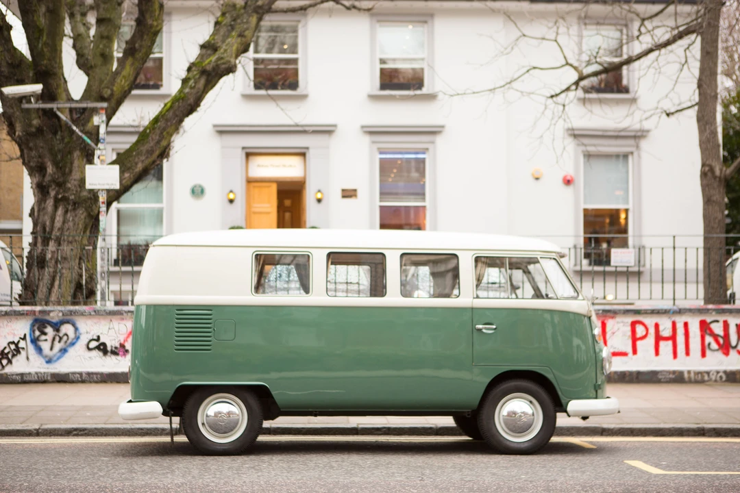 1967 Volkswagen Split-Window Camper - Image 15 of 28