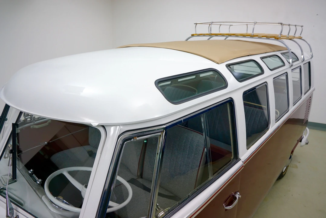 1967 Volkswagen Split-Window Bus - Image 16 of 17