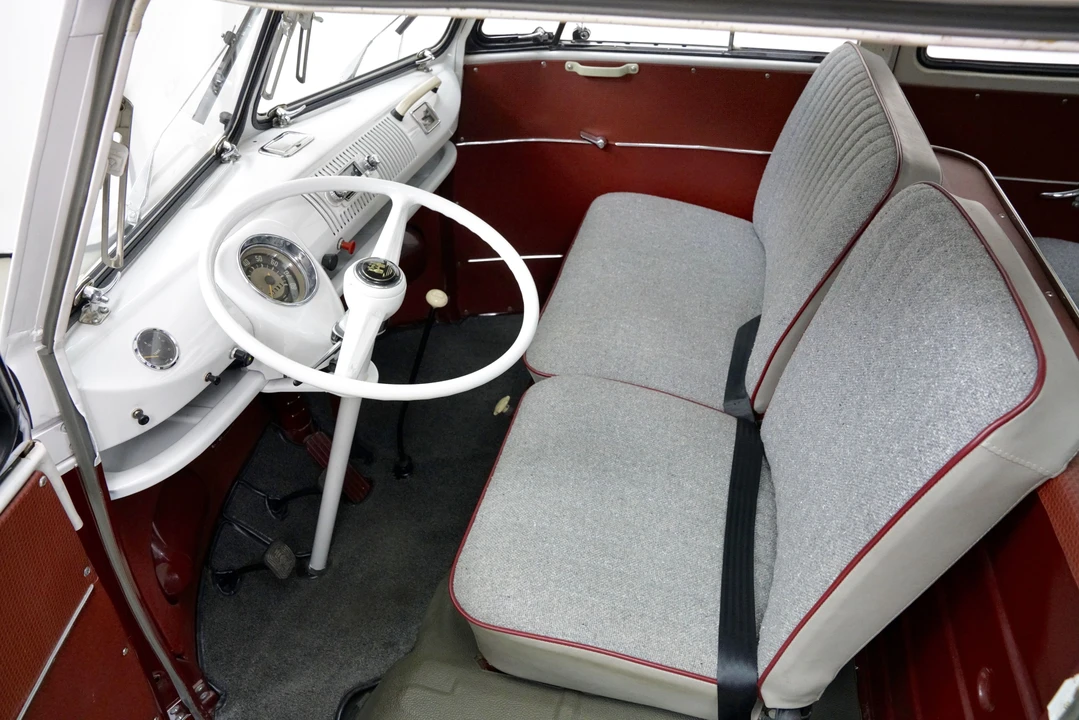 1967 Volkswagen Split-Window Bus - Image 9 of 17
