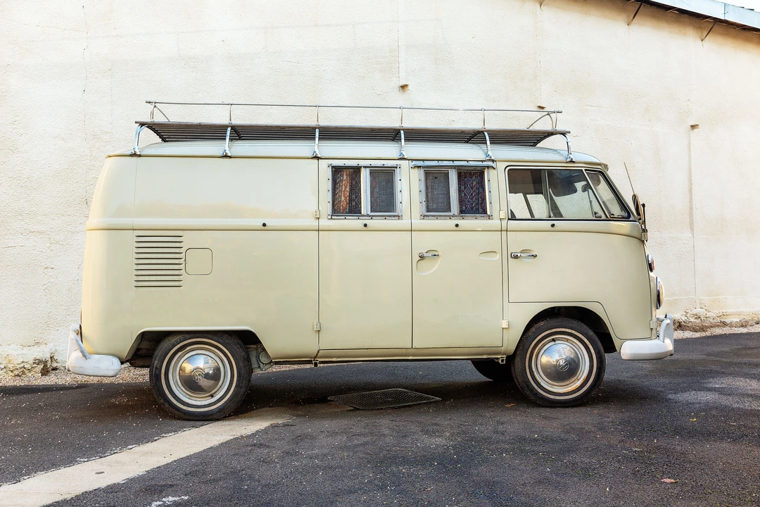 1967 Volkswagen Split-Window Camper - Image 4 of 31