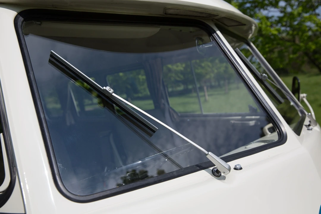 1967 Volkswagen Split-Window Camper - Image 17 of 31