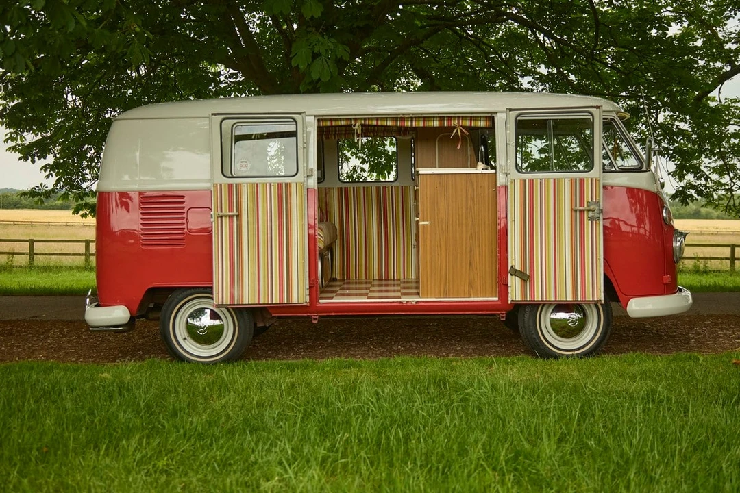 1967 Volkswagen Split-Window Camper - Image 3 of 30