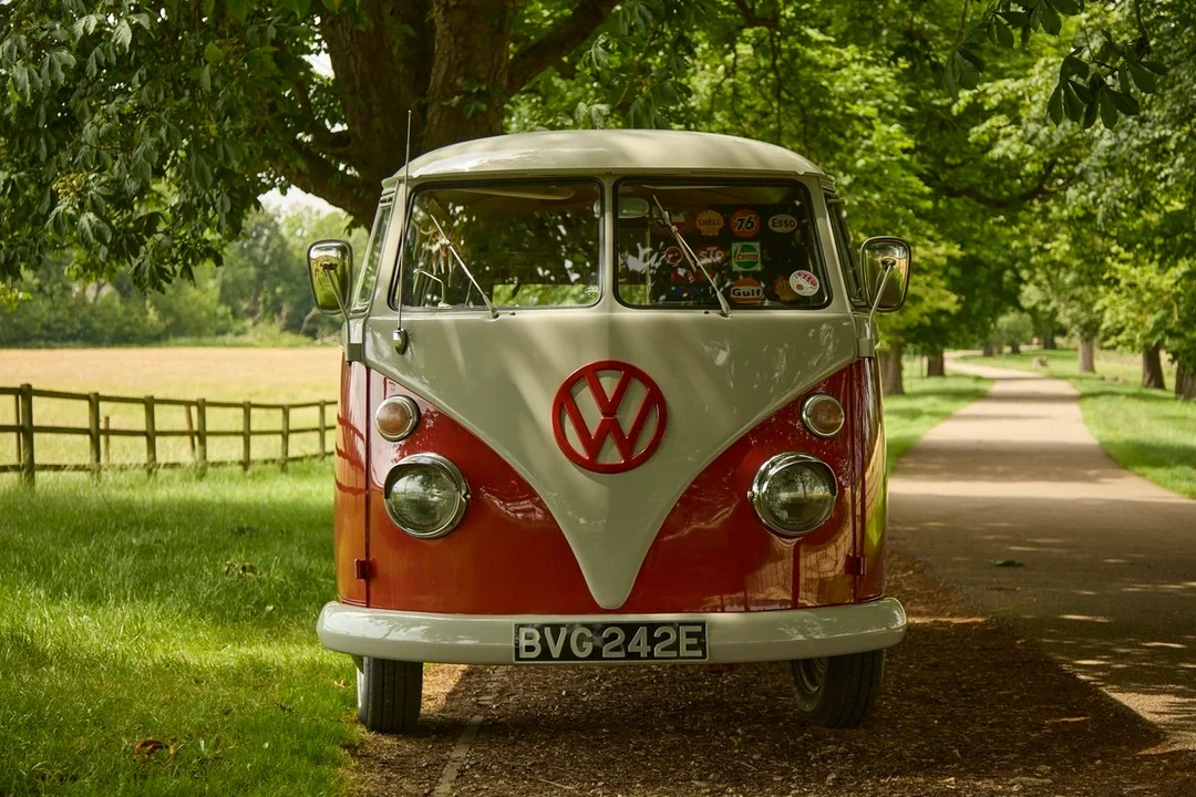 1967 Volkswagen Split-Window Camper - Image 6 of 31