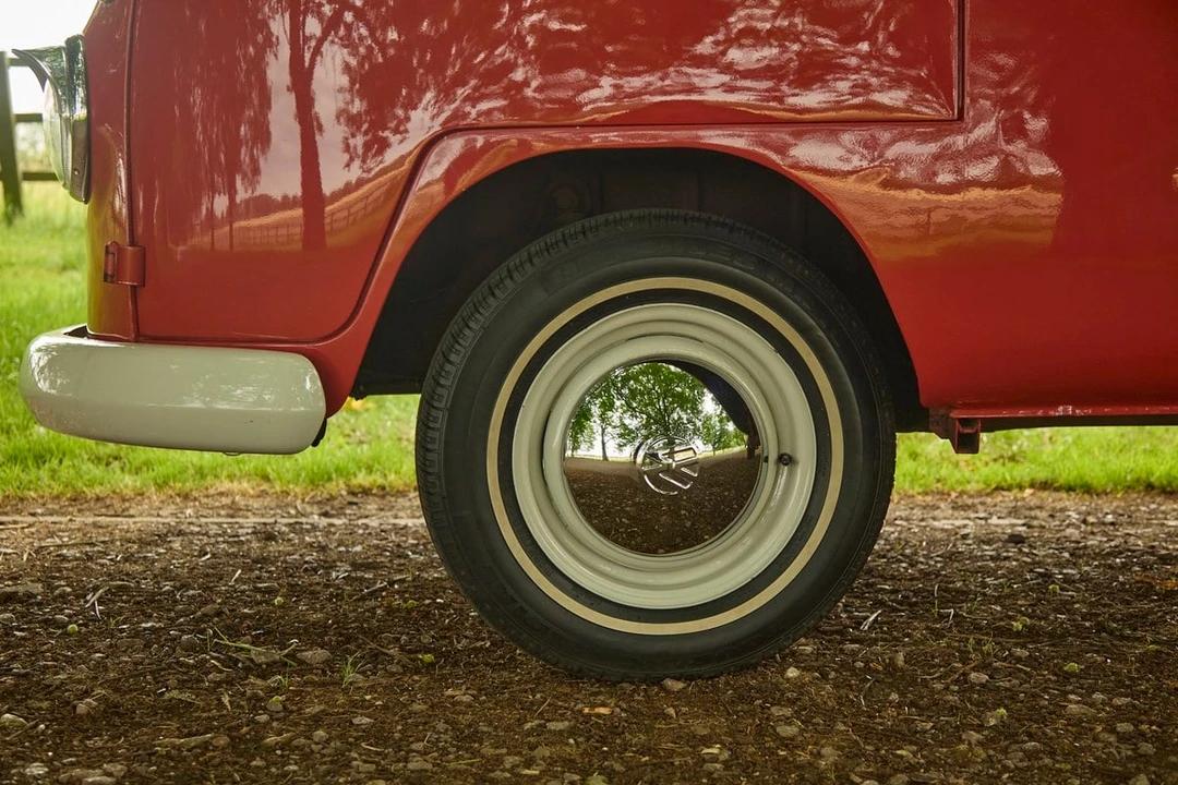 1967 Volkswagen Split-Window Camper - Image 14 of 31