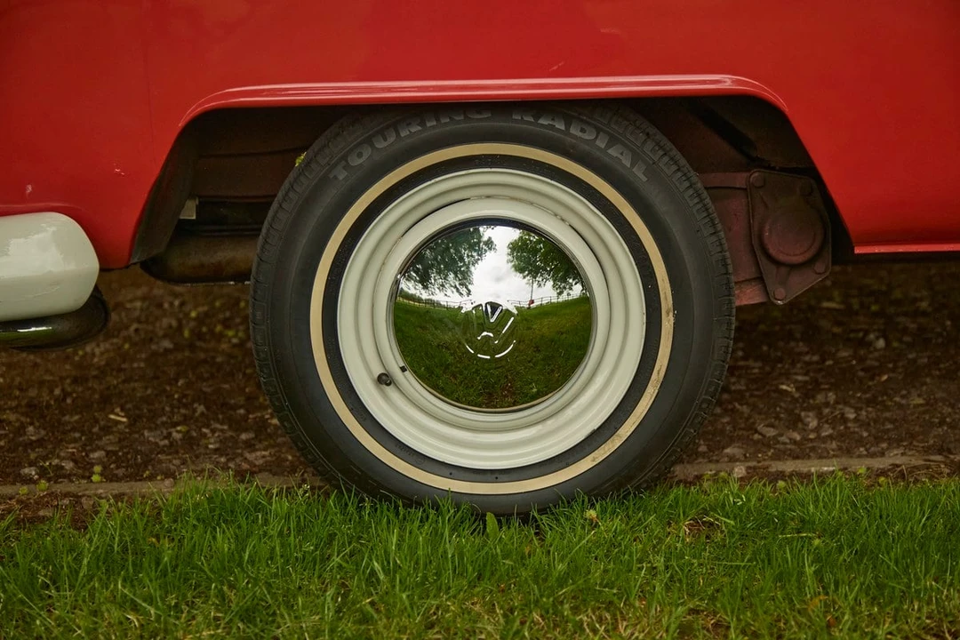 1967 Volkswagen Split-Window Camper - Image 16 of 31
