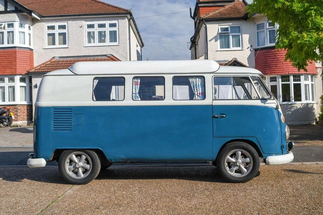 1967 Volkswagen Split-Window Camper - Image 11 of 30