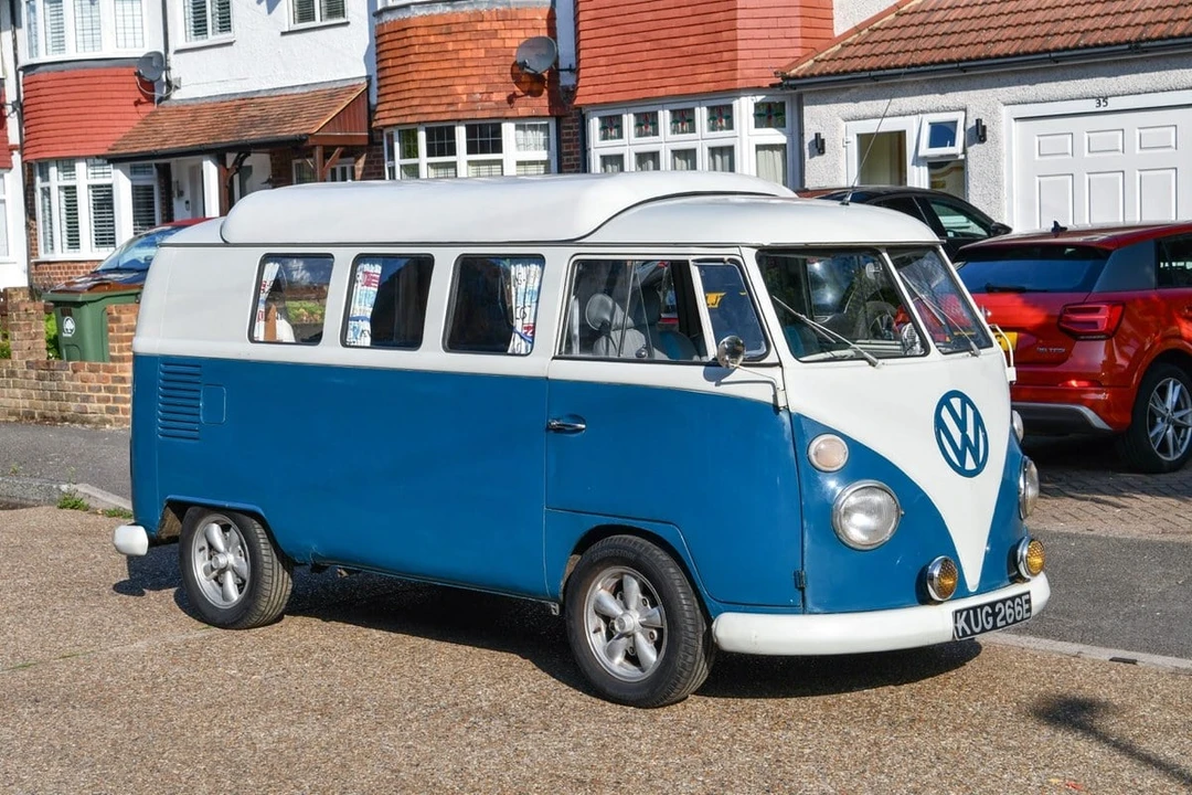 1967 Volkswagen Split-Window Camper - Image 10 of 30