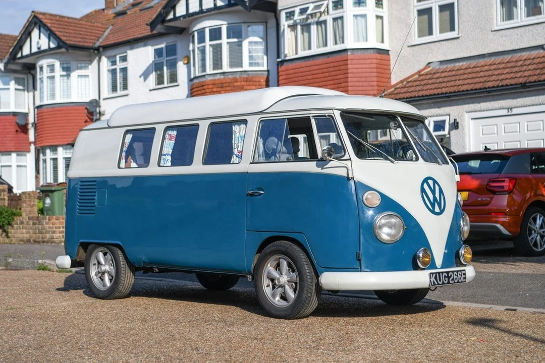 1967 Volkswagen Split-Window Camper - Image 12 of 30