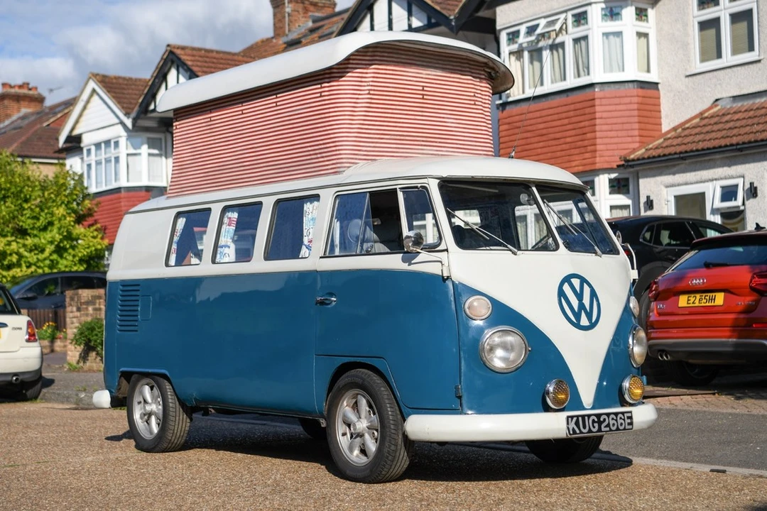 1967 Volkswagen Split-Window Camper - Image 16 of 30