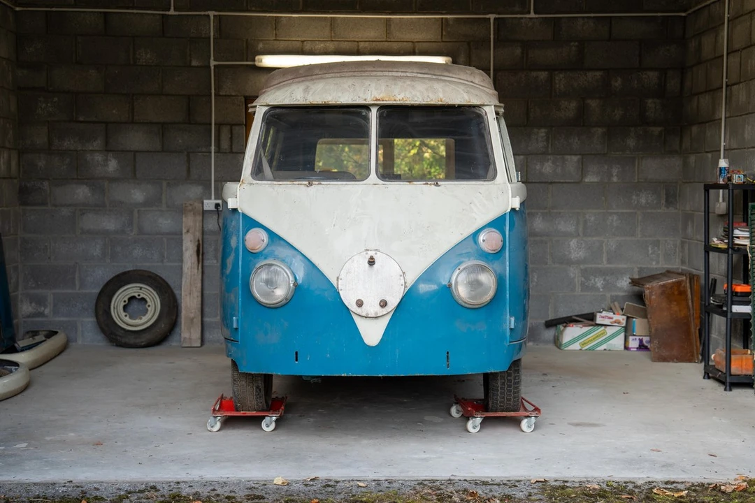 1967 Volkswagen Split-Window Camper - Image 15 of 30