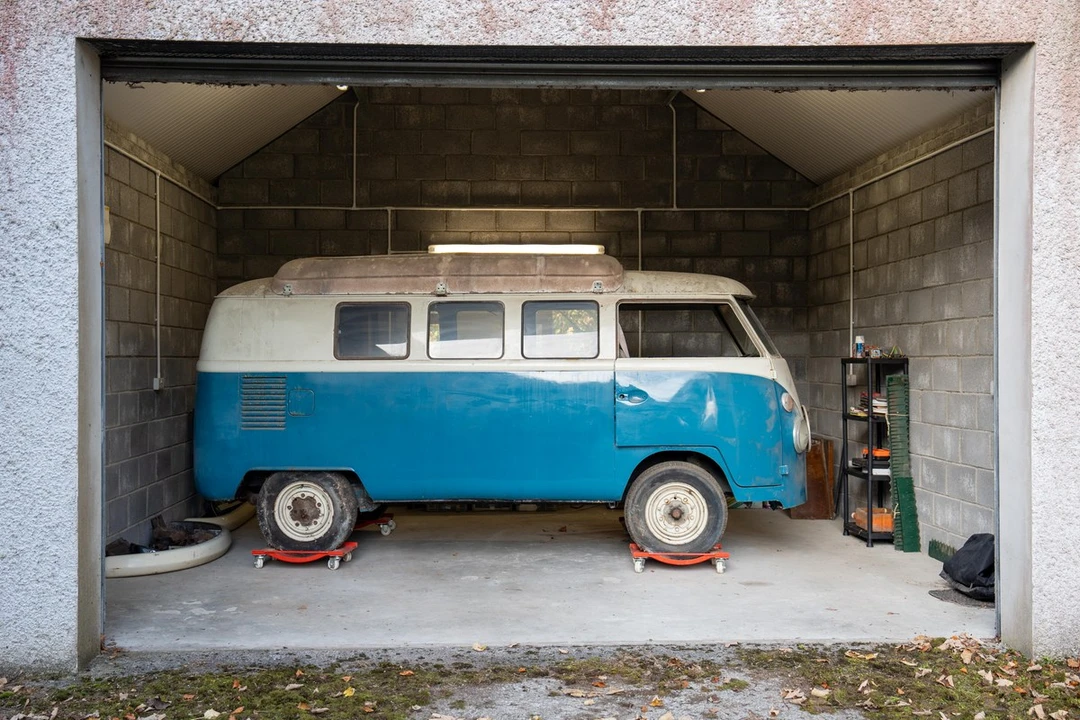 1967 Volkswagen Split-Window Camper - Image 10 of 30