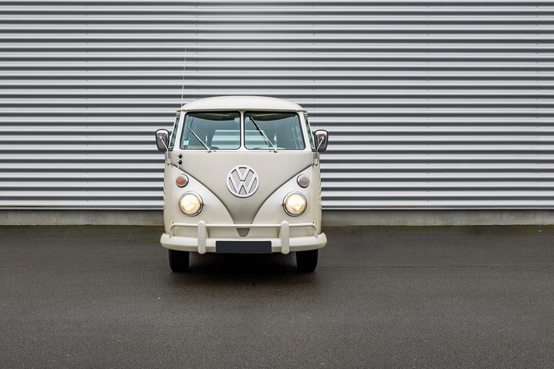 1967 Volkswagen Split-Window Bus - Image 15 of 31