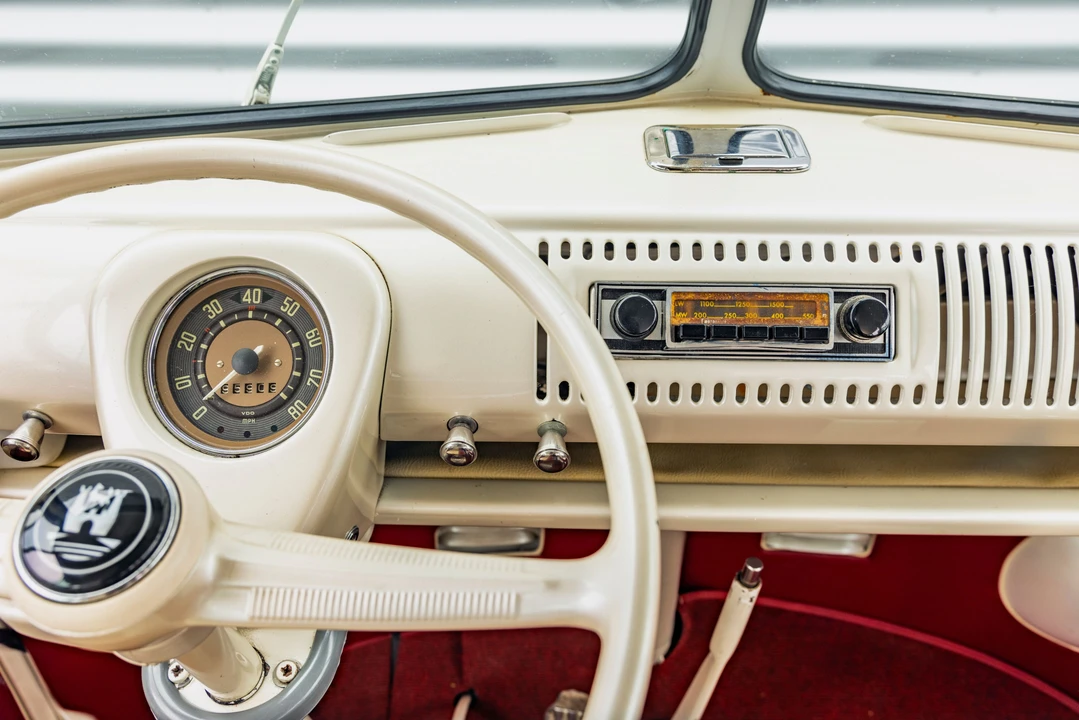 1967 Volkswagen Split-Window Bus - Image 22 of 31