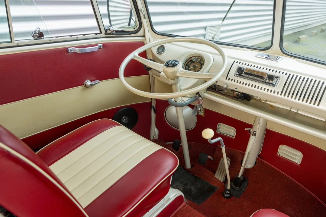 1967 Volkswagen Split-Window Bus - Image 28 of 31