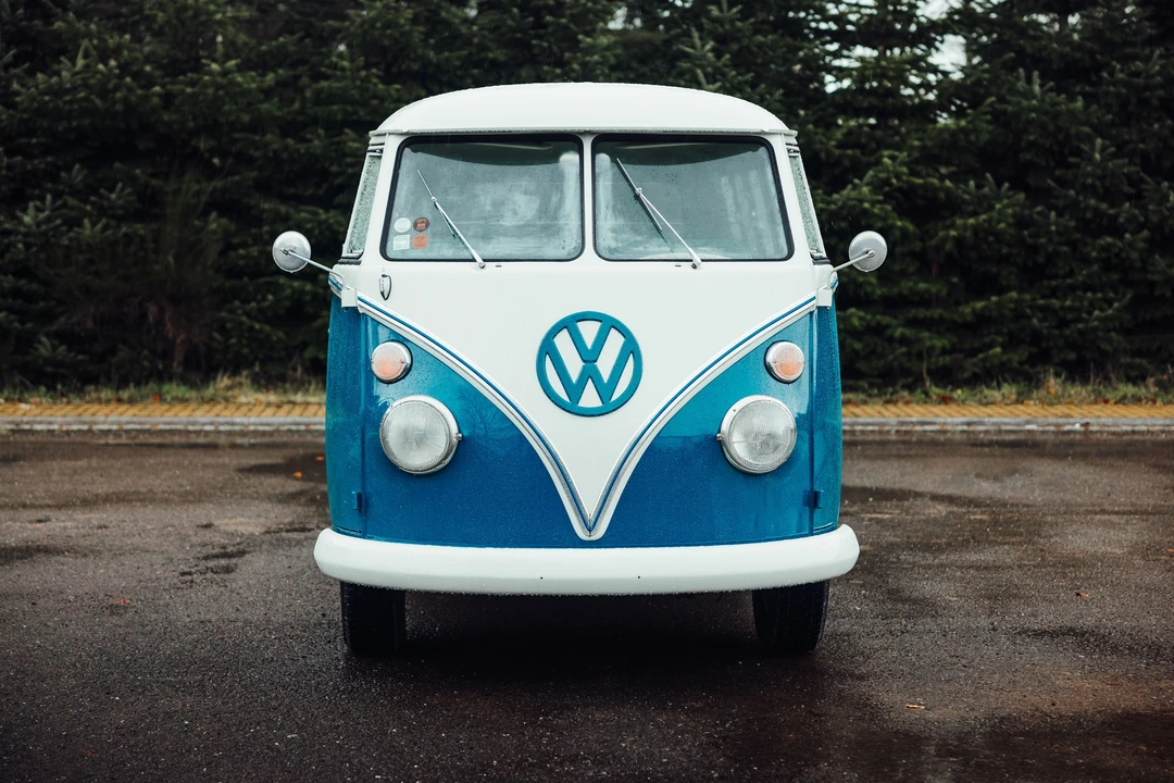 1967 Volkswagen Split-Window Bus - Image 4 of 31