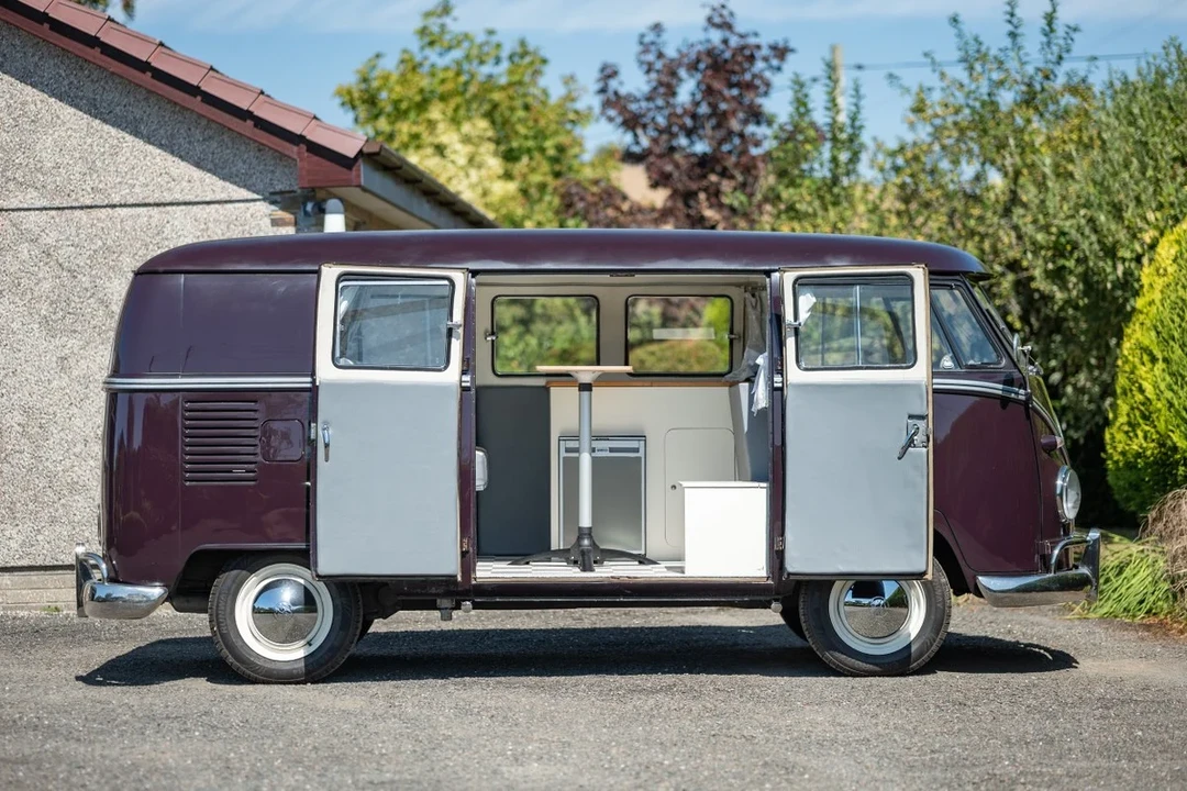 1967 Volkswagen Split-Window Camper - Image 8 of 31