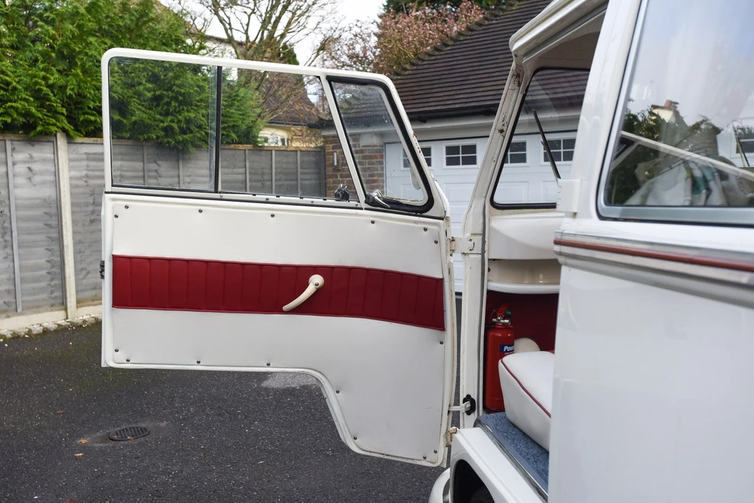 1967 Volkswagen Split-Window Camper - Image 23 of 30