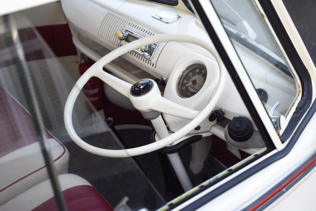 1967 Volkswagen Split-Window Camper - Image 21 of 30