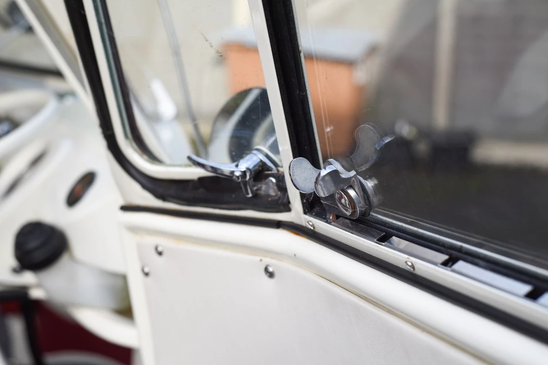 1967 Volkswagen Split-Window Camper - Image 25 of 30