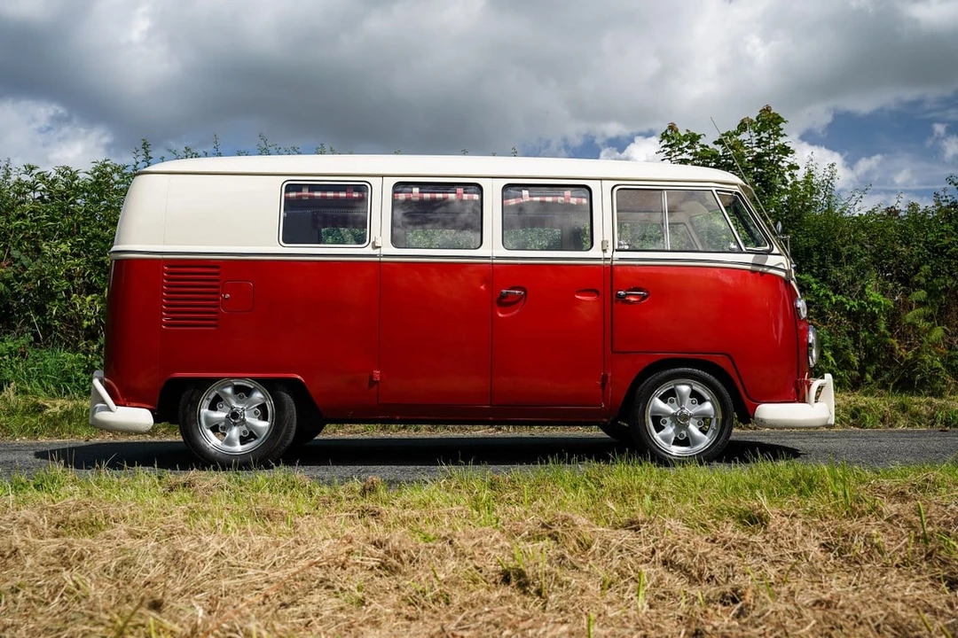 1967 Volkswagen Split-Window Camper - Image 13 of 30