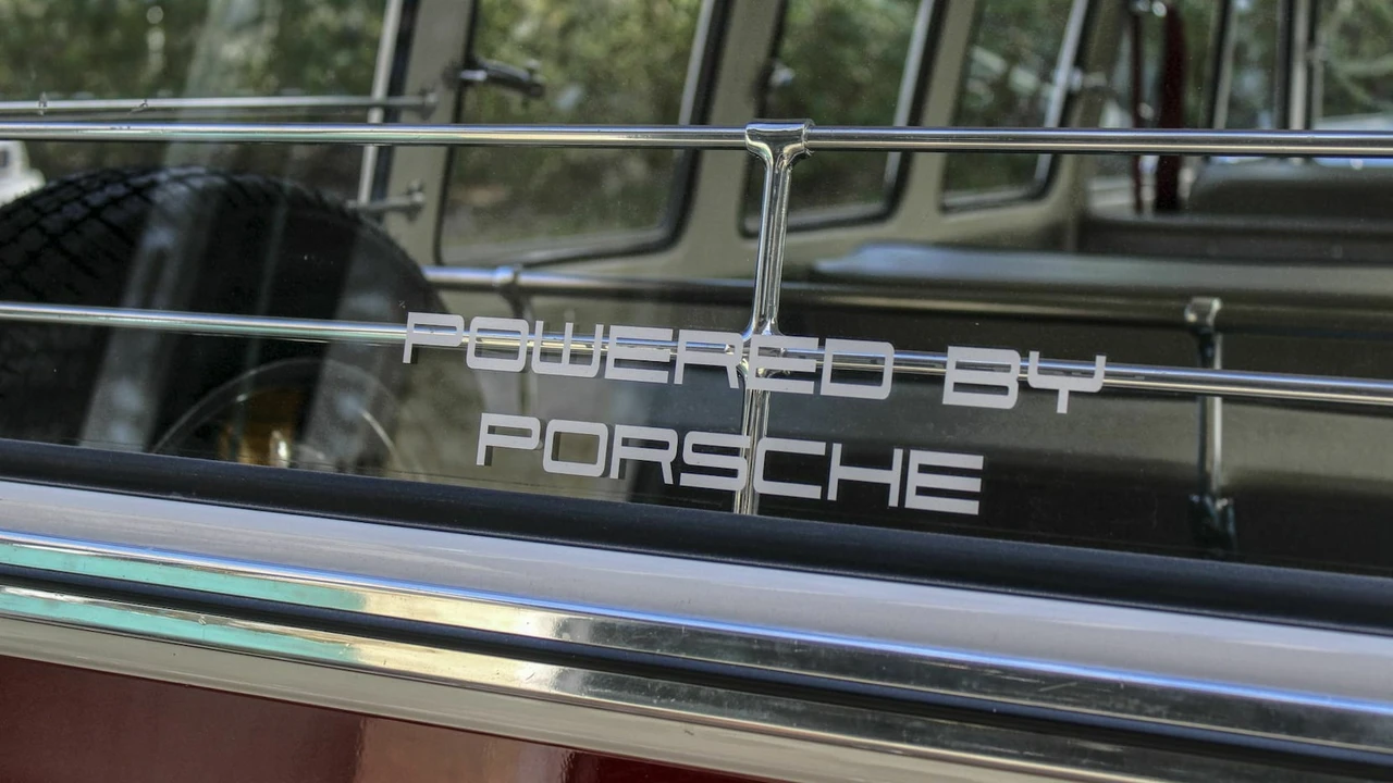 1967 Volkswagen Split-Window Bus - Image 9 of 23