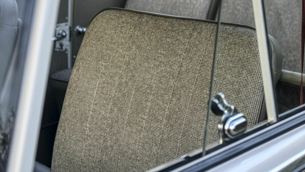 1967 Volkswagen Split-Window Bus - Image 14 of 23