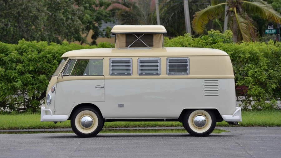 1967 Volkswagen Split-Window Camper - Image 9 of 20
