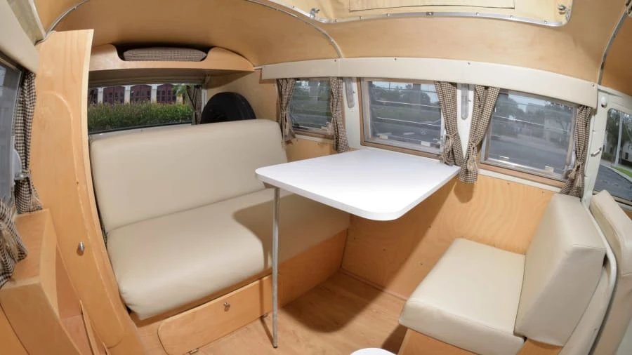 1967 Volkswagen Split-Window Camper - Image 10 of 20