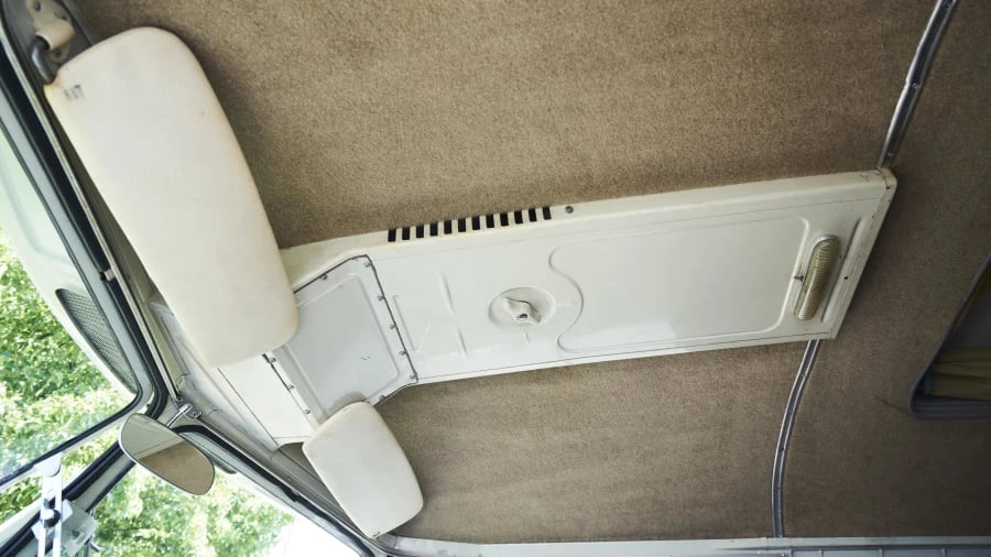 1967 Volkswagen Split-Window Camper - Image 11 of 18