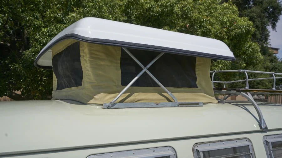 1967 Volkswagen Split-Window Camper - Image 16 of 18