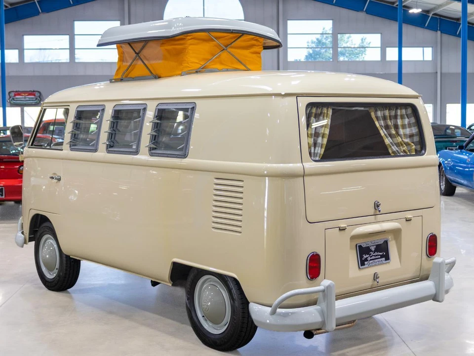 1967 Volkswagen Split-Window Camper - Image 5 of 31