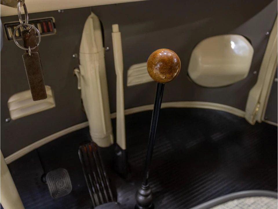 1967 Volkswagen Split-Window Camper - Image 26 of 31