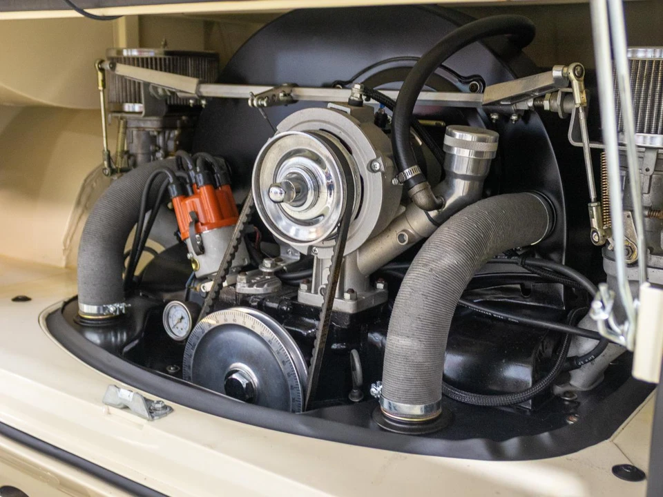 1967 Volkswagen Split-Window Camper - Image 14 of 31